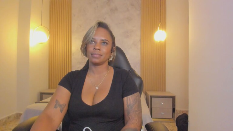 AyanaBrown's Streamate show and profile