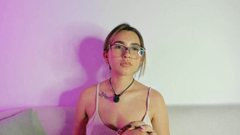 AuraRosse's Streamate show and profile