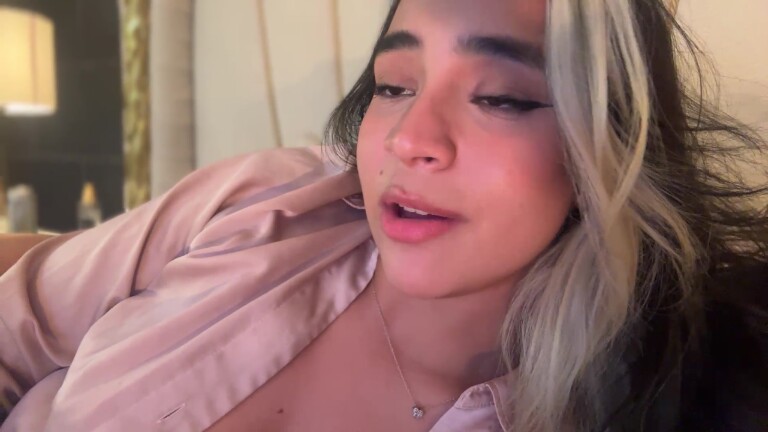 AuraSousa's Streamate show and profile