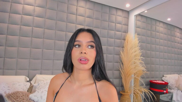 PaolaFalkon's Streamate show and profile