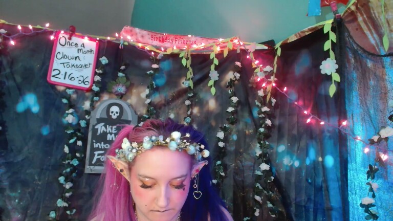 ItsMagicalMae's Streamate show and profile