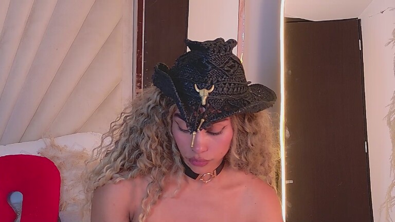 GingerPiiaf's Streamate show and profile