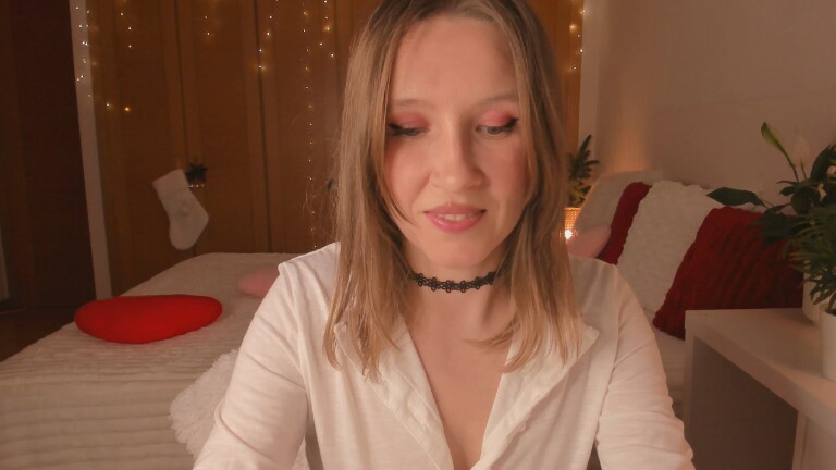 EmilyJune's Streamate show and profile