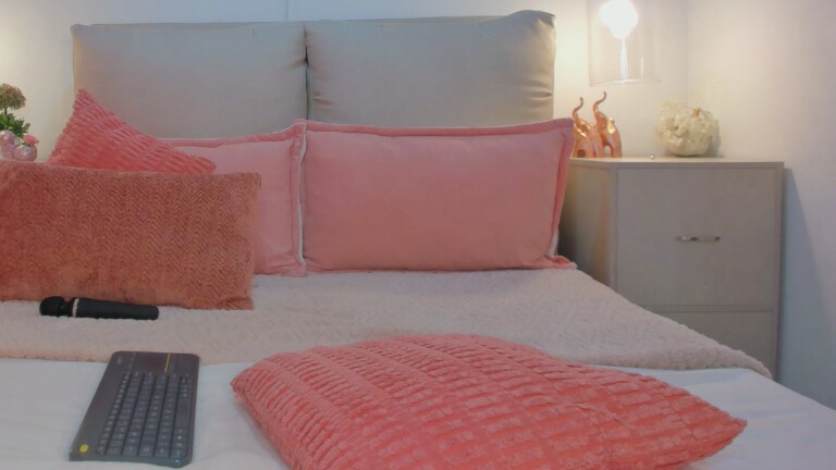 CalipsoGrey's Streamate show and profile