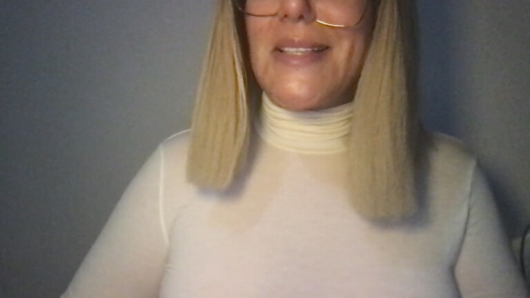 MistressLouUK's Streamate show and profile