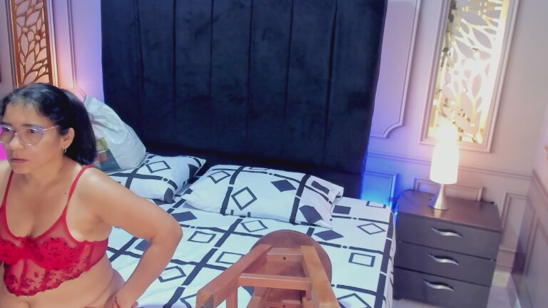 mature_bigass's Streamate show and profile