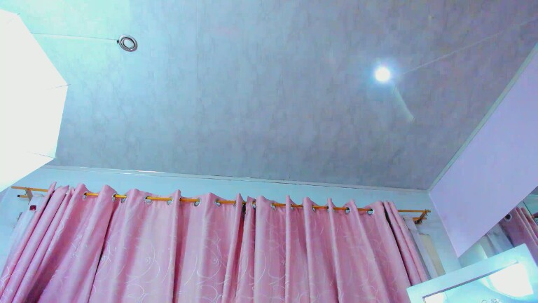 Grace_Jonees's Streamate show and profile