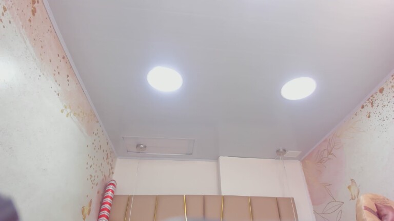 Ladyy_Scarlett's Streamate show and profile