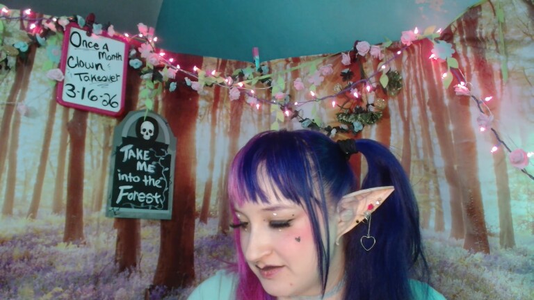 ItsMagicalMae's Streamate show and profile