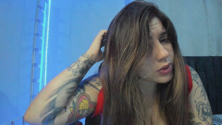 EmmaBellemore's Streamate show and profile