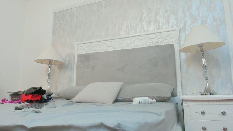 NatashaOlivaress's Streamate show and profile