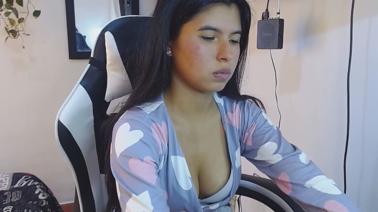 JuliaLane's Streamate show and profile