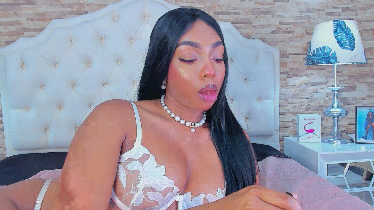 AnnyDuque's Streamate show and profile