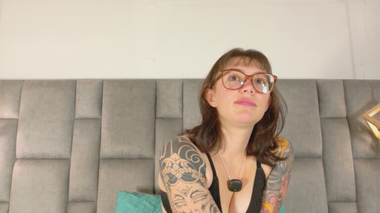 Isabella_Stewart's Streamate show and profile