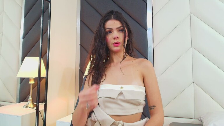 EmaMillers's Streamate show and profile