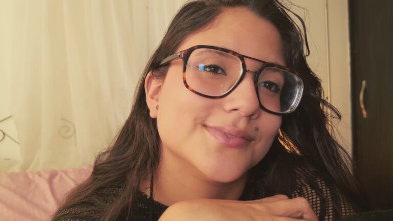 HaileyBunny_18's Streamate show and profile