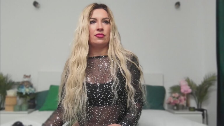 ZoeyMaryee's Streamate show and profile