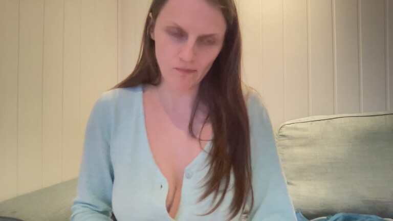 MiaAllurexx's Streamate show and profile