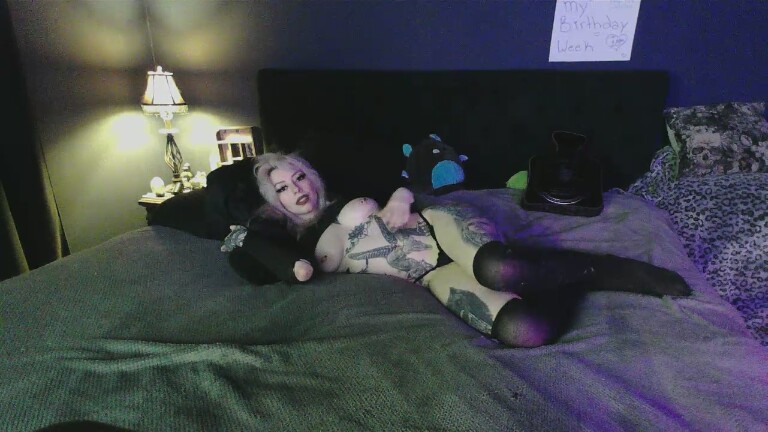 SerenaMonroe's Streamate show and profile