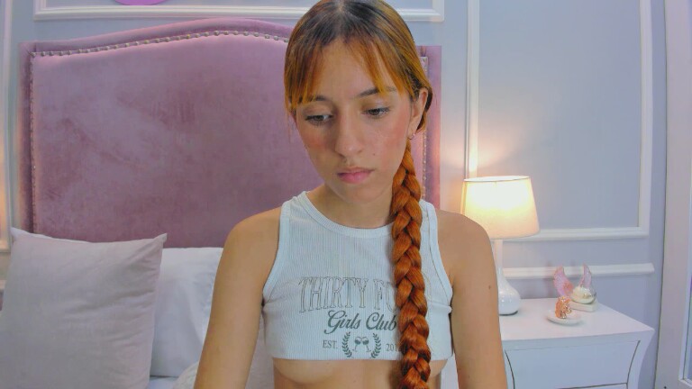 LeaThomsonn's Streamate show and profile