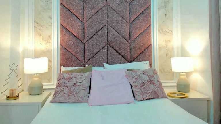 ScarletShinee's Streamate show and profile