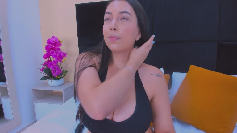 MaddyCroft's Streamate show and profile