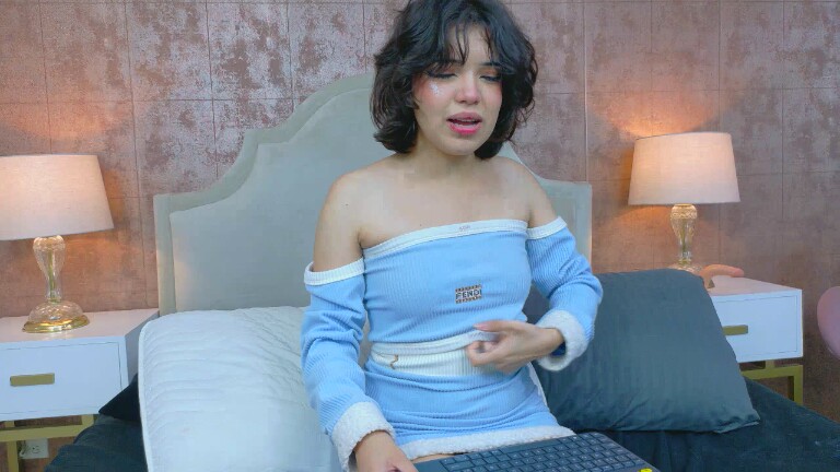 NikoYon's Streamate show and profile