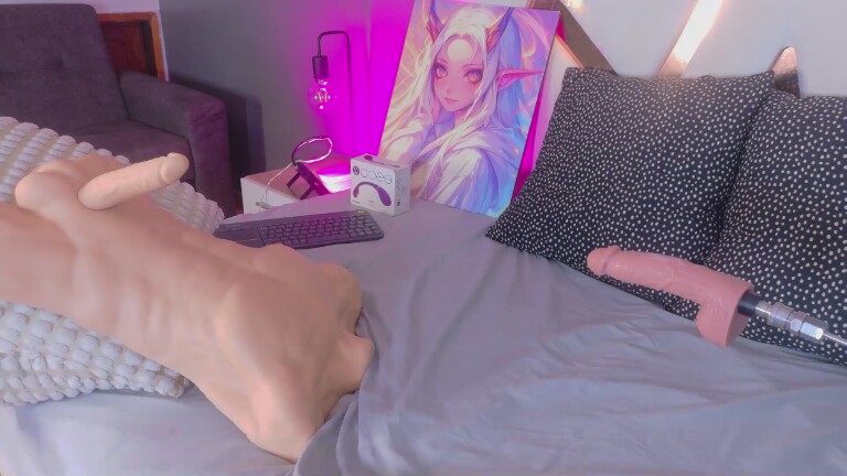 AmbarHiills's Streamate show and profile