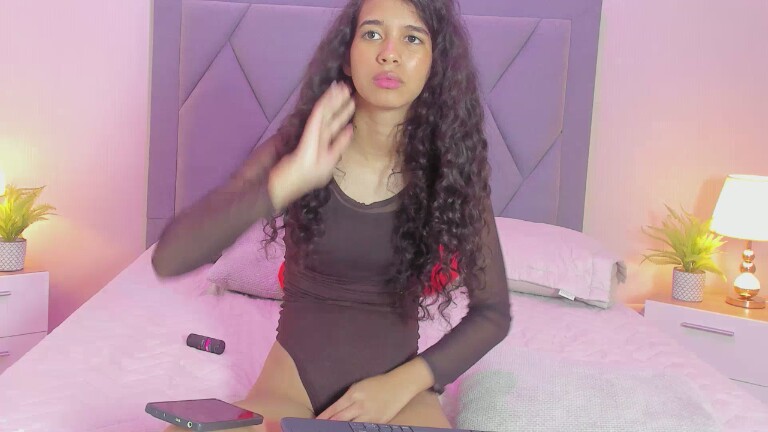 MichellSwift's Streamate show and profile