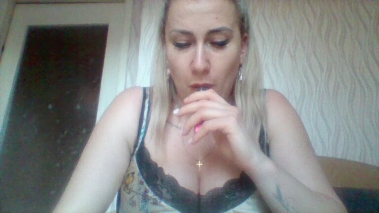 ForbiddenTouchX's Streamate show and profile