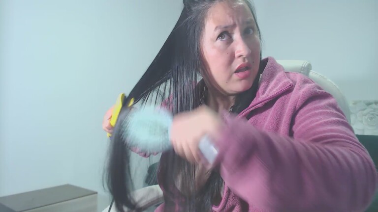 Sacha_Love's Streamate show and profile