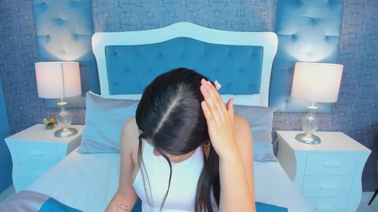 SusyLuv's Streamate show and profile