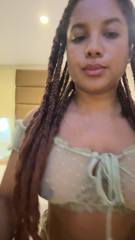 tina_diamond's Streamate show and profile