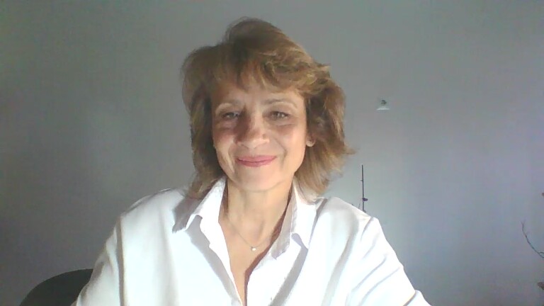 SimplyEnchanting's Streamate show and profile