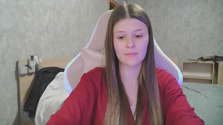 AngeLinA199's Streamate show and profile