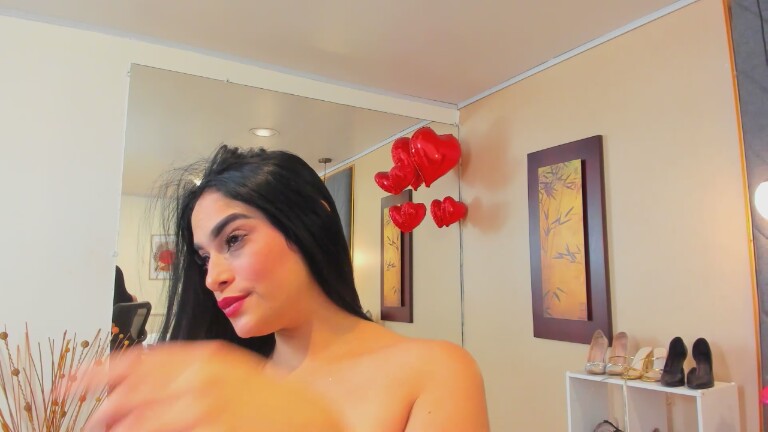 BarbaraSaenz's Streamate show and profile