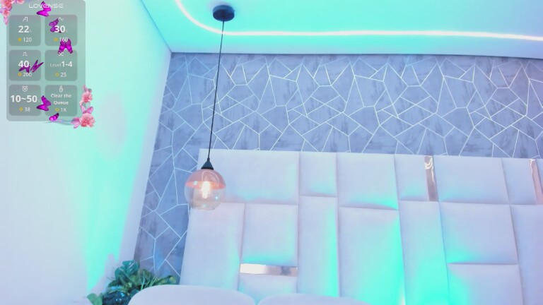 sofi_zaens's Streamate show and profile