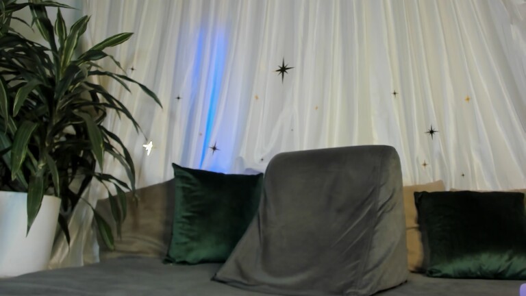 LynxRosenn's Streamate show and profile