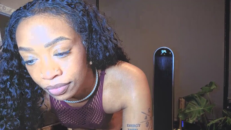 imanibabyXO's Streamate show and profile