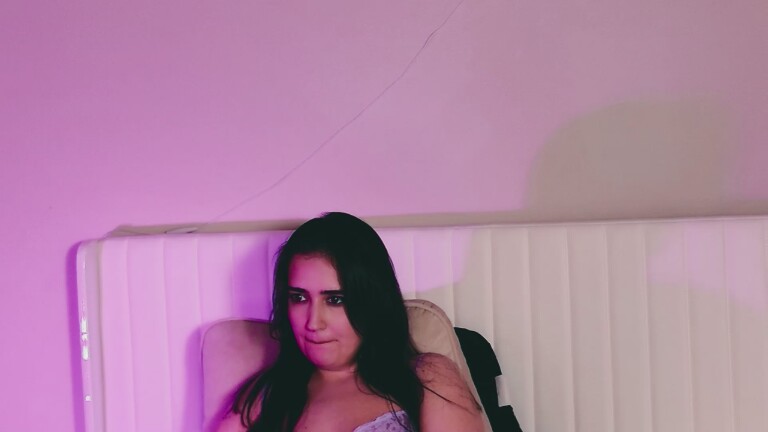 Prueberry's Streamate show and profile