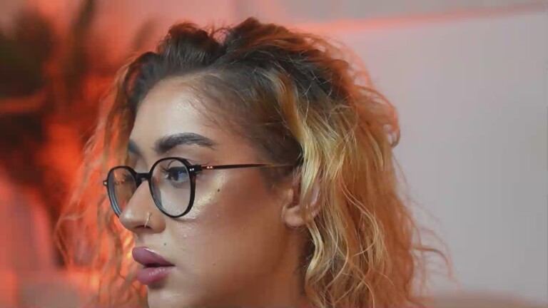 AileenKiss's Streamate show and profile