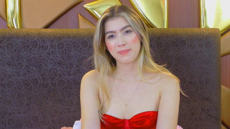 LauraFord's Streamate show and profile