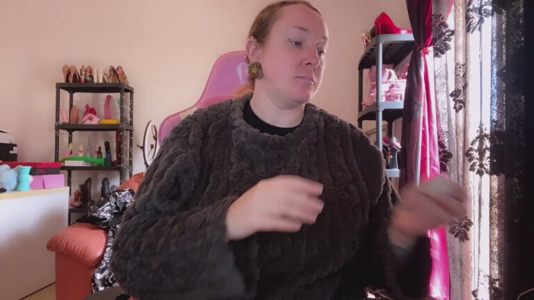 GoddessKisica's Streamate show and profile