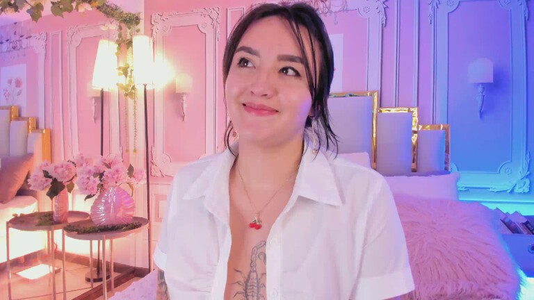 NaraSuarez's Streamate show and profile