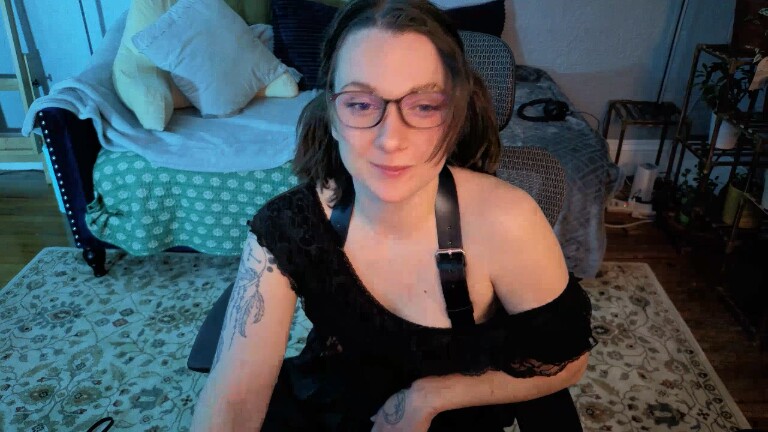 ArtiePaints's Streamate show and profile