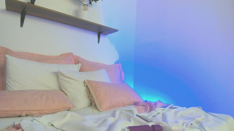 SusieDuvall's Streamate show and profile