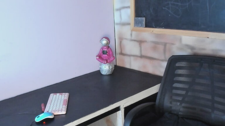 Kittysuave's Streamate show and profile