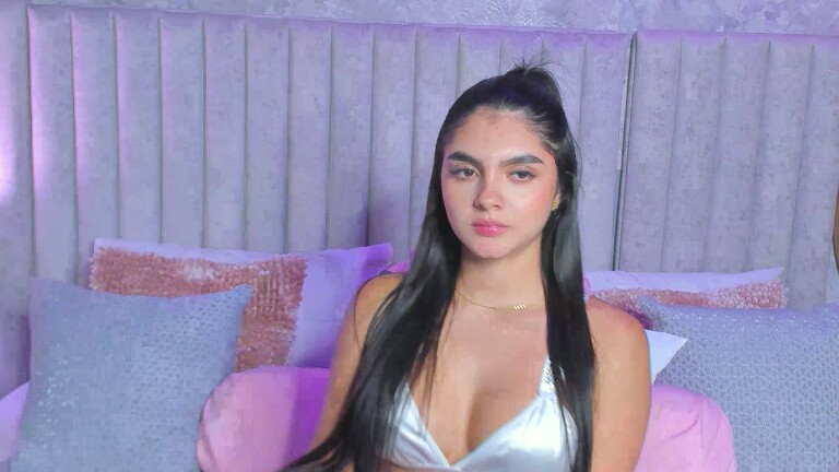 SamiLewis's Streamate show and profile