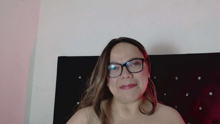 msemma18's Streamate show and profile