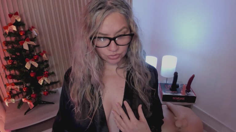 SabrinaWildd's Streamate show and profile